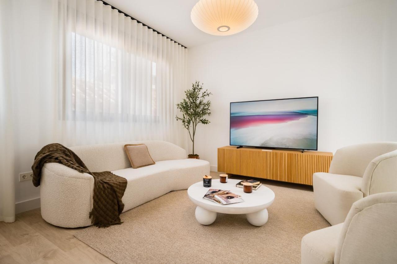דירות סביליה Stylish Designer Duplex-3Beds 2Baths-Puerta Carmona Centro מראה חיצוני תמונה