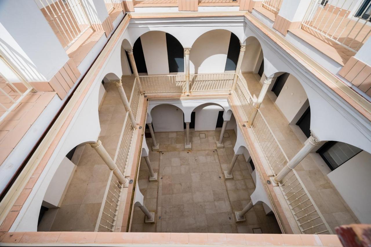 דירות סביליה Stylish Designer Duplex-3Beds 2Baths-Puerta Carmona Centro מראה חיצוני תמונה