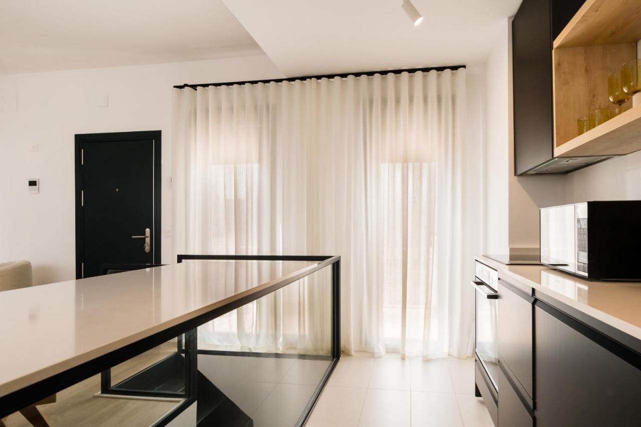 דירות סביליה Stylish Designer Duplex-3Beds 2Baths-Puerta Carmona Centro מראה חיצוני תמונה
