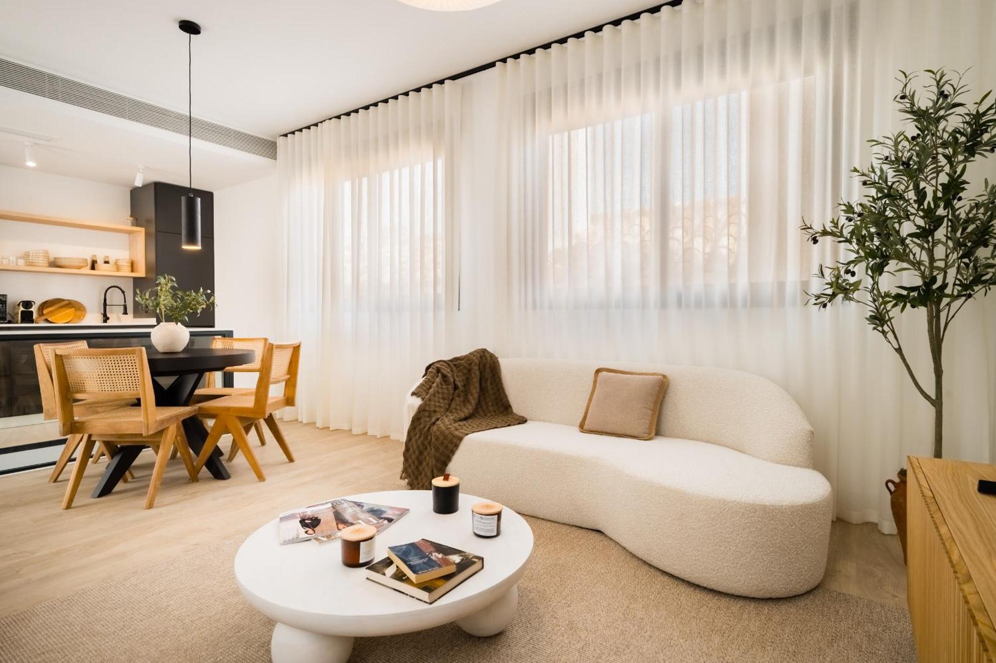 דירות סביליה Stylish Designer Duplex-3Beds 2Baths-Puerta Carmona Centro מראה חיצוני תמונה